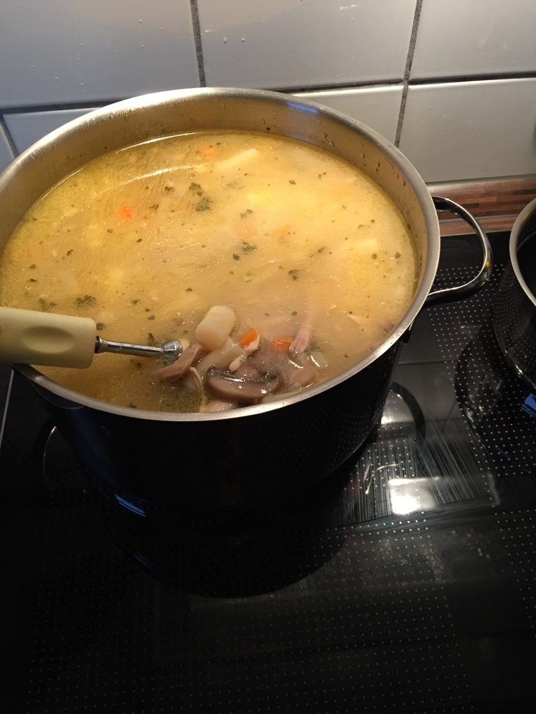 [Rezept] Hühnerfrikasee – M@ndys Blogwelt